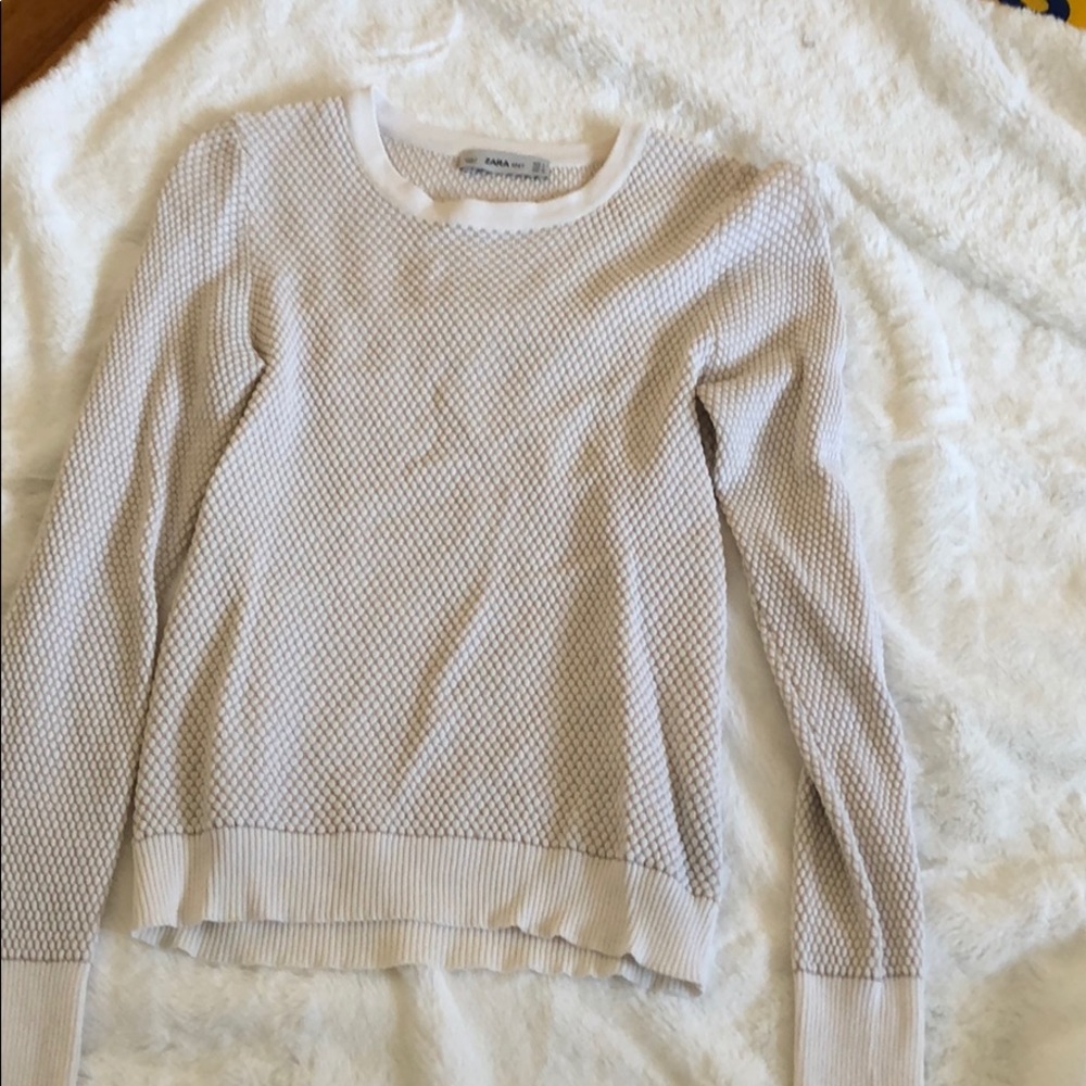 Knit sweater